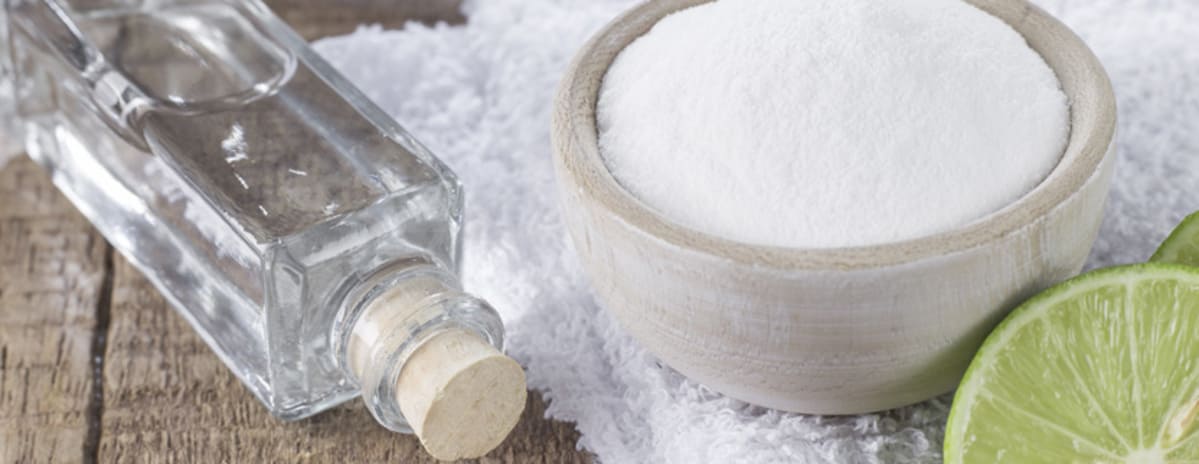 Aceto o bicarbonato nel tuo lavaggio della lavatrice? Attenzione a come li utilizzi